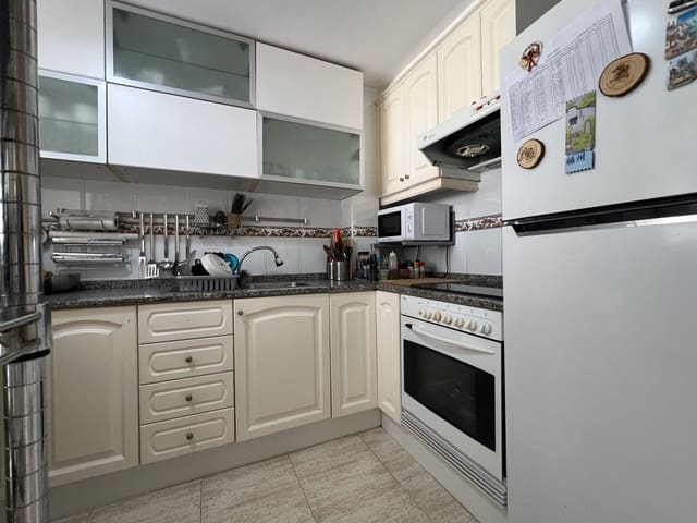 3 camera da letto Villetta Bifamiliare in vendita in Dénia con piscina garage - 379.000 € (Rif: 9646386)