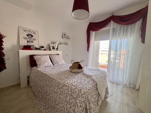 3 camera da letto Villetta Bifamiliare in vendita in Dénia con piscina garage - 379.000 € (Rif: 9646386)