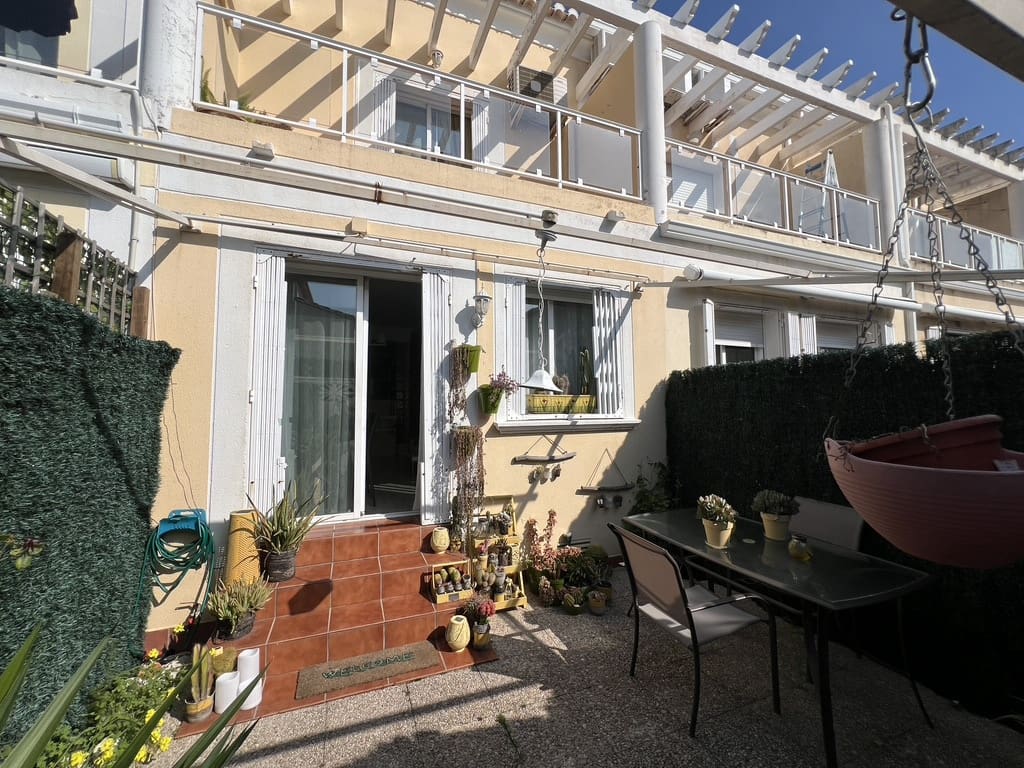 3 camera da letto Villetta Bifamiliare in vendita in Denia con piscina garage - 379.000 € (Rif: 9646386)