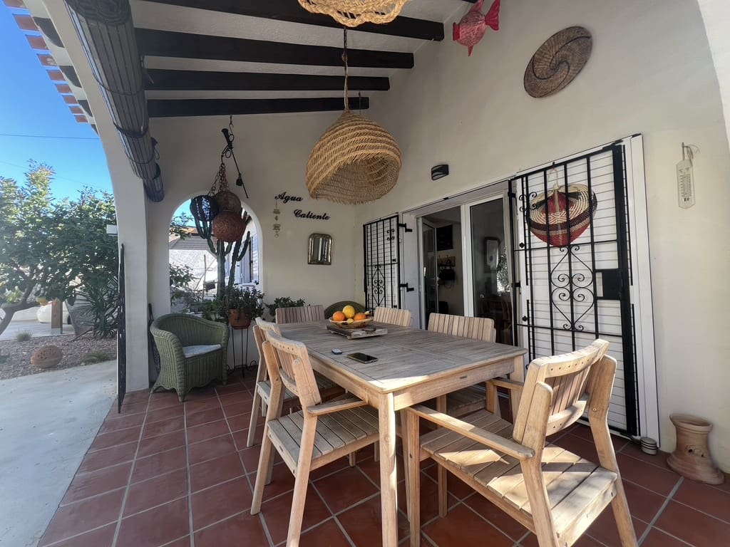 3 soveværelse Villa til salg i Els Poblets med garage - € 429.000 (Ref: 9665176)