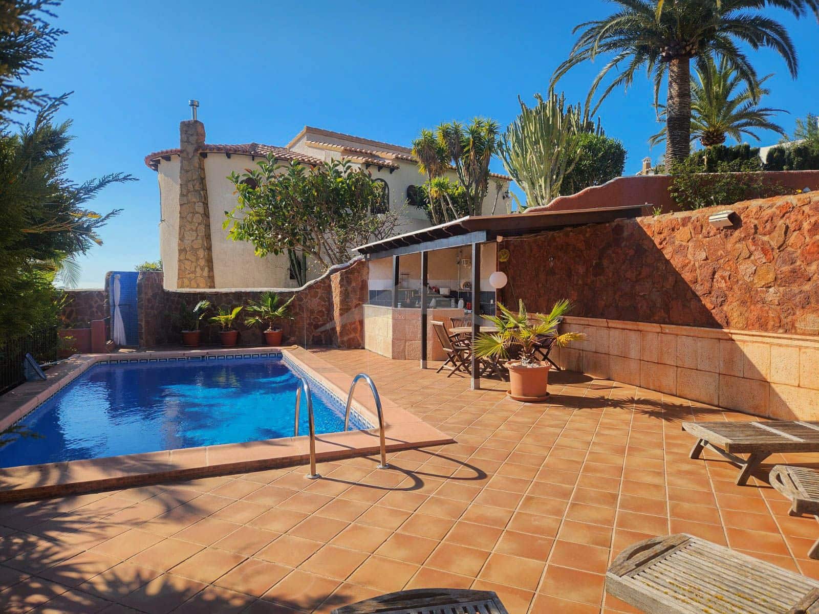 3 bedroom Villa for sale in Cumbre del Sol with pool - € 520,000 (Ref: 9730483)