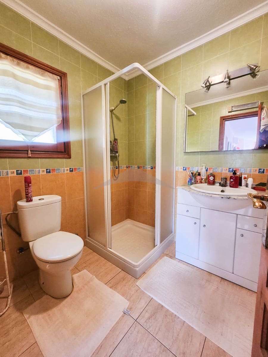 3 bedroom Villa for sale in Cumbre del Sol with pool - € 520,000 (Ref: 9730483)