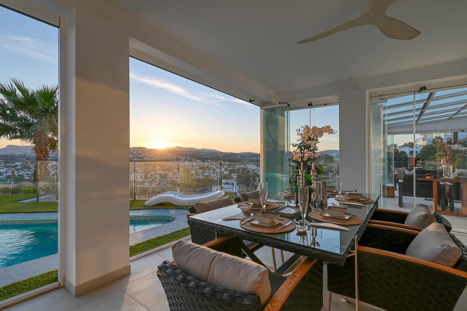 5 chambre Villa/Maison à vendre à Moraira - 2 495 000 € (Ref: 9740100)