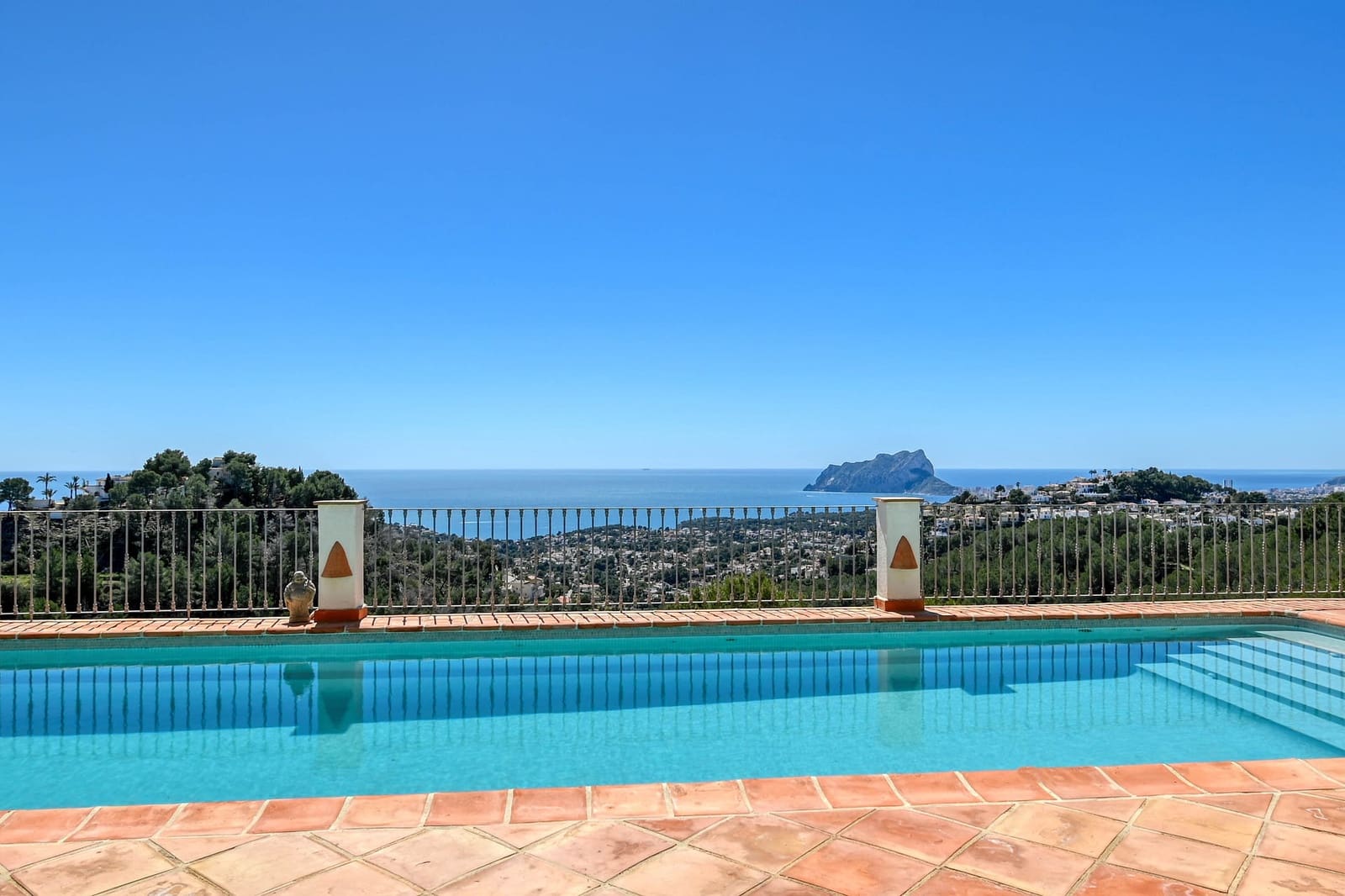 4 soverom Villa til salgs i Moraira - € 1 999 000 (Ref: 9781122)