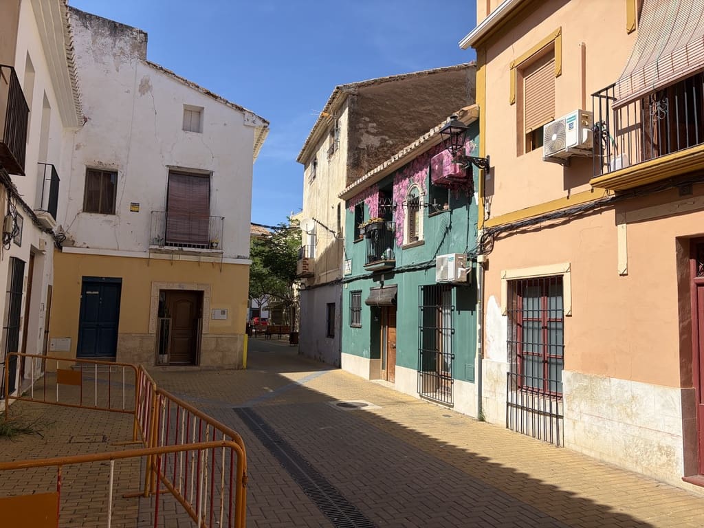 Casa de 3 habitaciones en Dénia en venta - 260.000 € (Ref: 9795631)