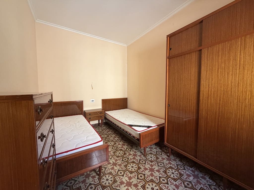 Casa de 3 habitaciones en Dénia en venta - 260.000 € (Ref: 9795631)