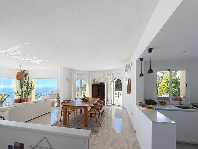 4 chambre Villa/Maison à vendre à Benitachell / Benitatxell - 980 000 € (Ref: 9802475)