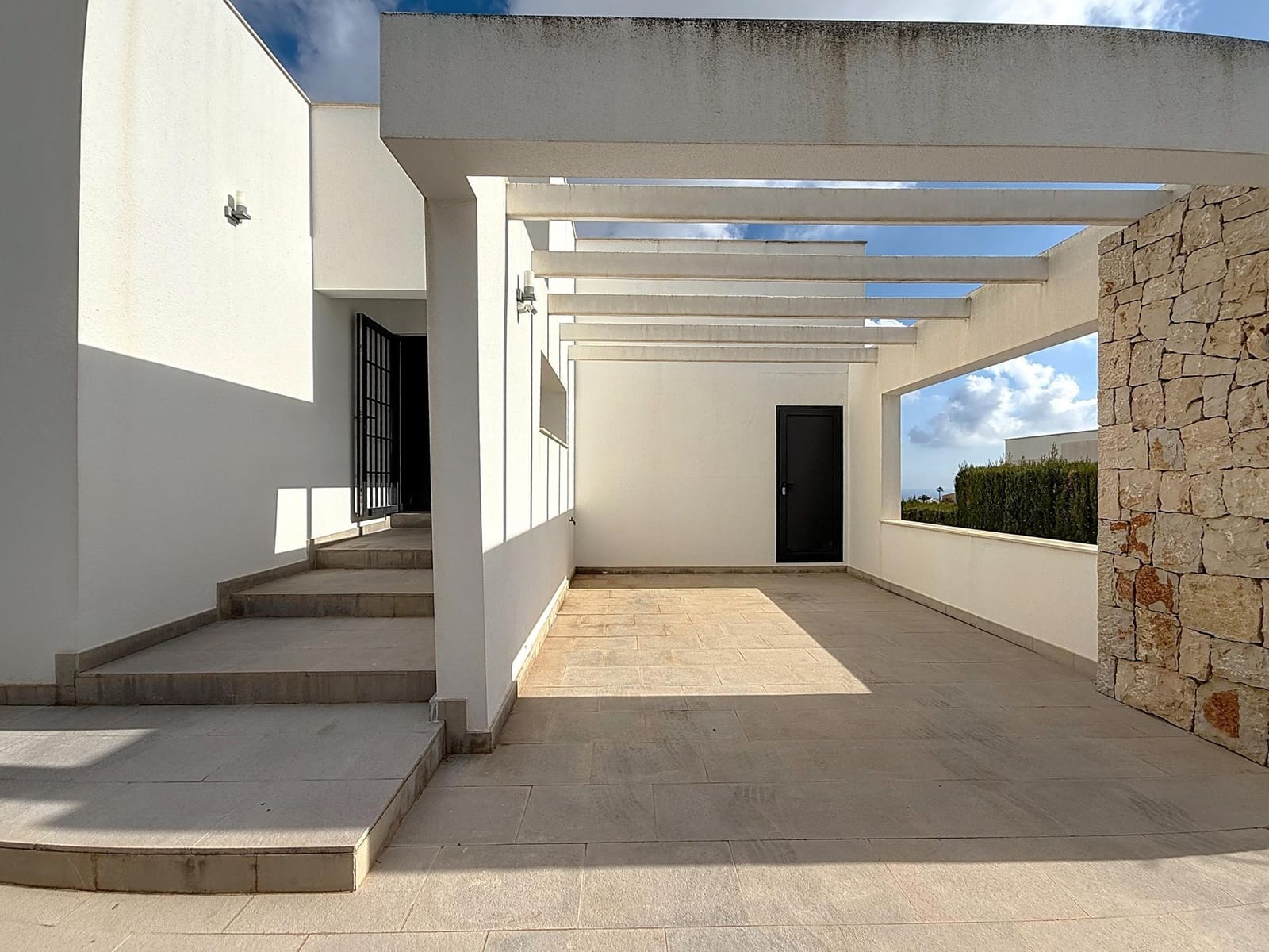 4 bedroom Villa for sale in Benitachell / Benitatxell with pool - € 1,499,000 (Ref: 9802828)