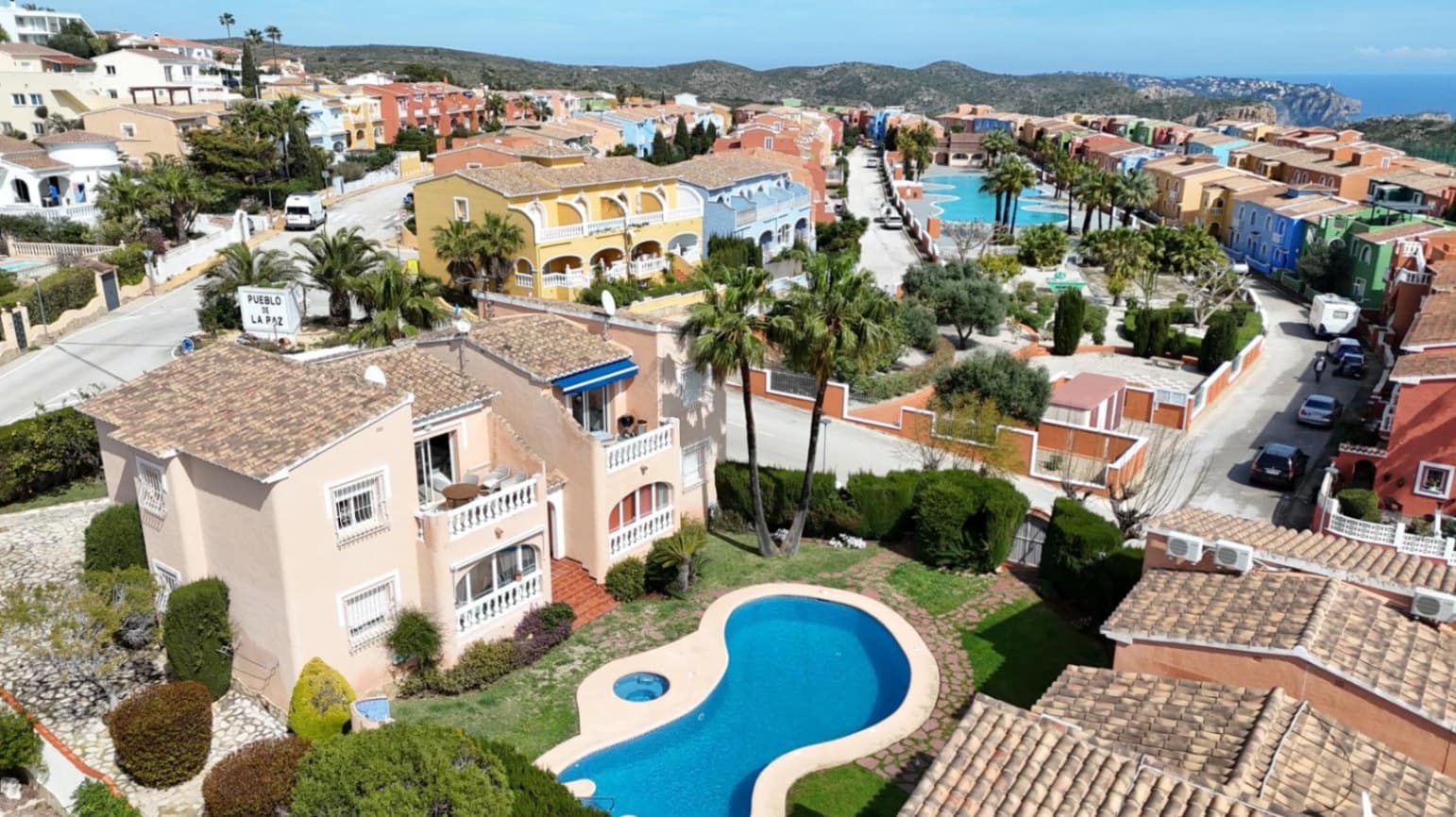 Apartamento de 2 habitaciones en Benitachell / Benitatxell en venta con piscina - 239.000 € (Ref: 9802830)