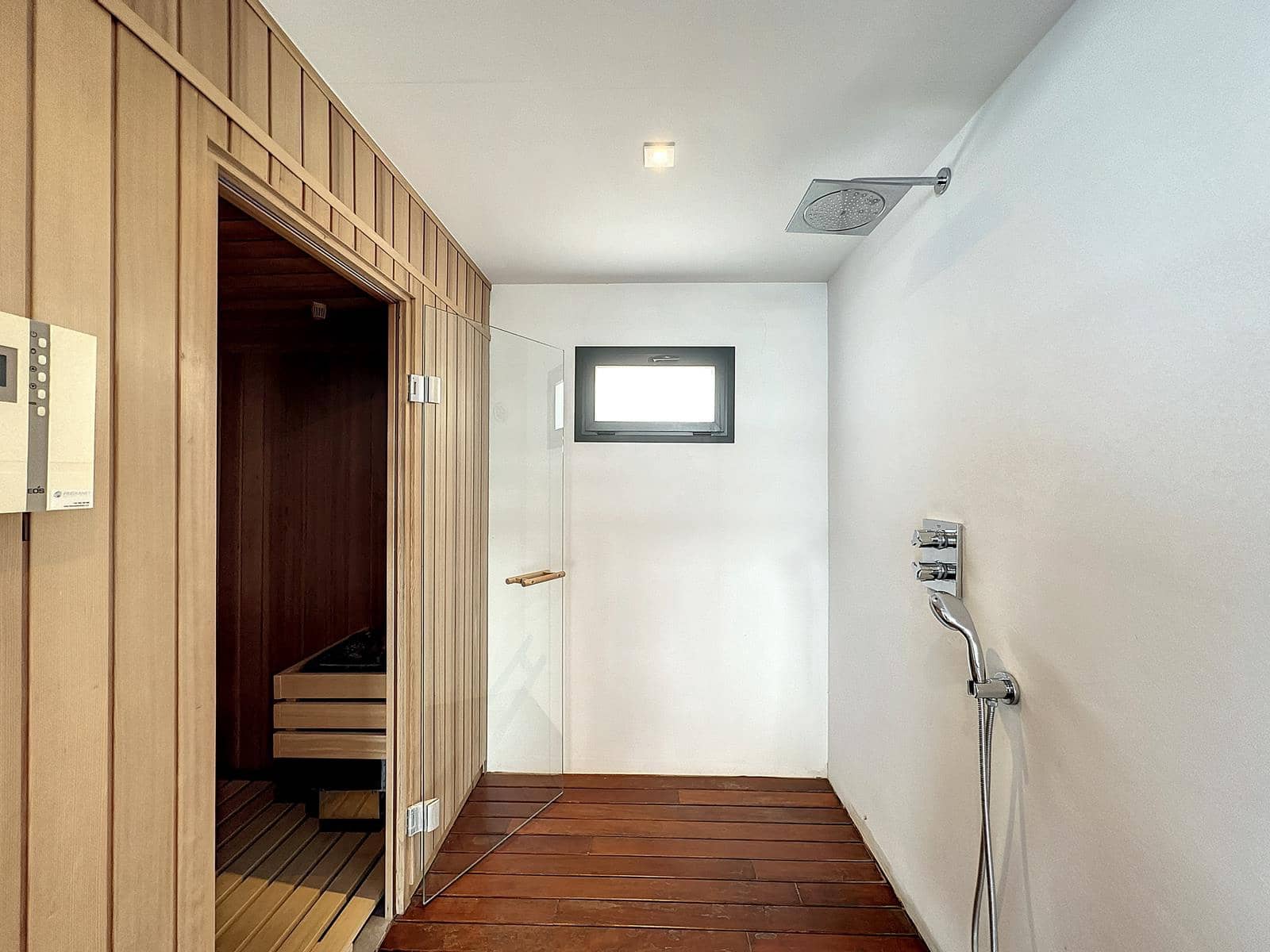 Apartamento de 3 habitaciones en Benitachell / Benitatxell en venta con piscina - 825.000 € (Ref: 9802831)