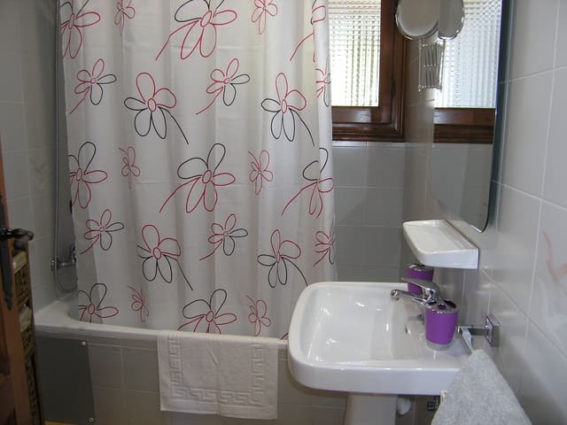 Apartamento de 2 habitaciones en Paichi, Teulada-Moraira en alquiler vacacional con piscina - 420 € (Ref: 4120507)