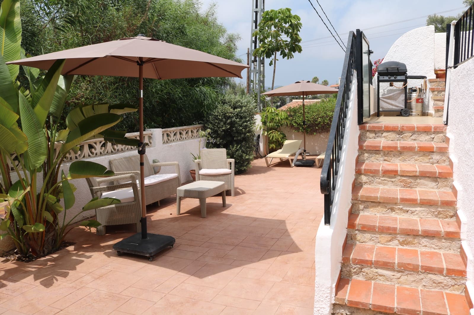   2 soveværelse   ferieVilla i Moraira   med   swimmingpool  garage  - € 560 (Ref: 4120508)