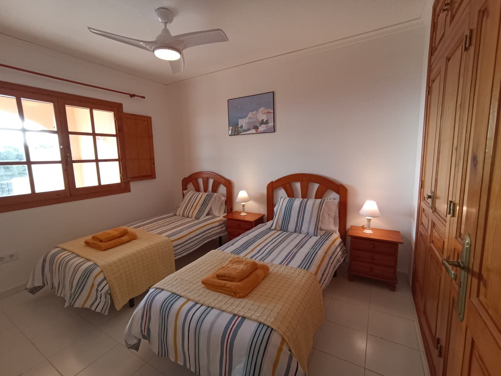 3 camera da letto Villetta Bifamiliare da affitare come casa vacanza in Moraira con piscina garage - 600 € (Rif: 4120509)