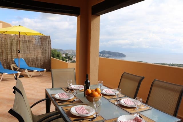 3 soverom Kjedet enebolig til salgs i Benimeit - Tabaira, Teulada-Moraira med svømmebasseng garasje - € 600 (Ref: 4120509)