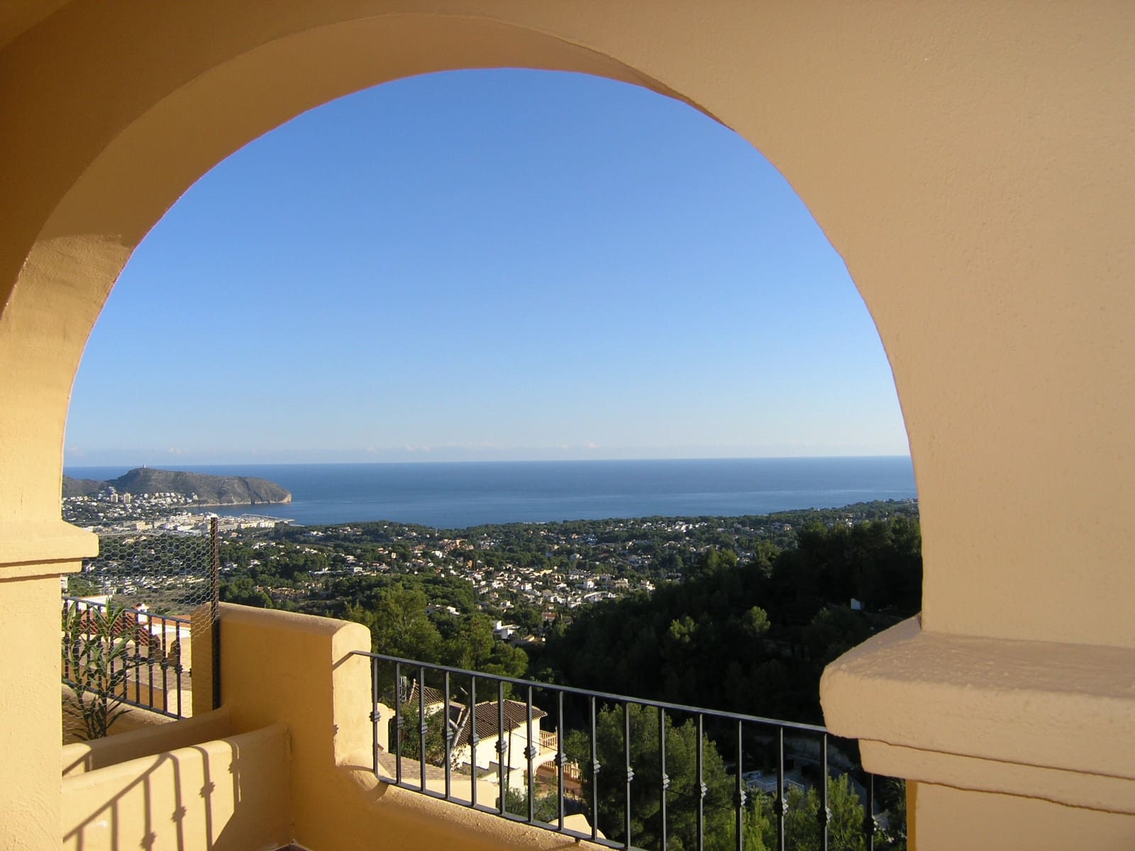 3 camera da letto Villetta Bifamiliare da affitare come casa vacanza in Moraira con piscina garage - 600 € (Rif: 4120509)