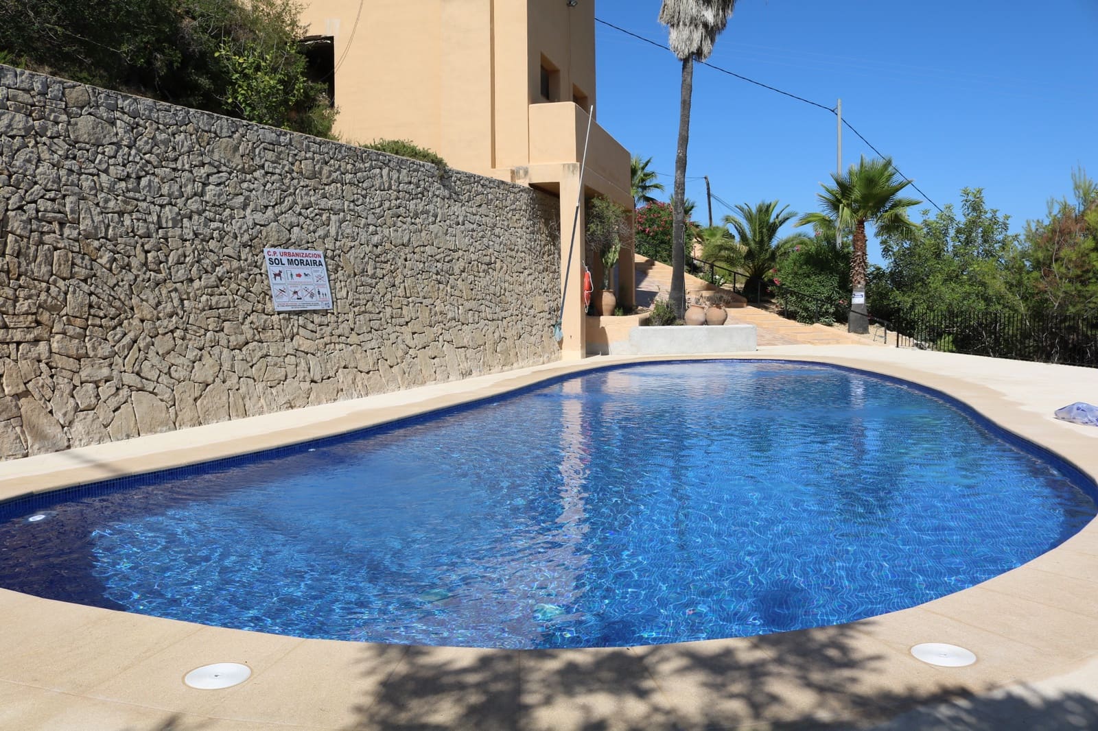 3 camera da letto Villetta Bifamiliare da affitare come casa vacanza in Moraira con piscina garage - 600 € (Rif: 4120509)