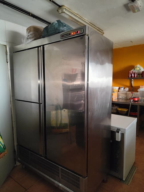Commercial for sale in Playa del Ingles - € 210,000 (Ref: 10001018)
