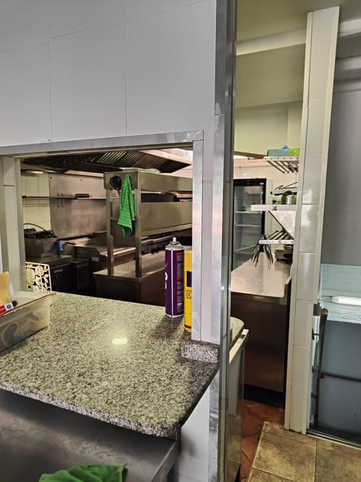 Commercial for sale in Playa del Ingles - € 130,000 (Ref: 10001019)