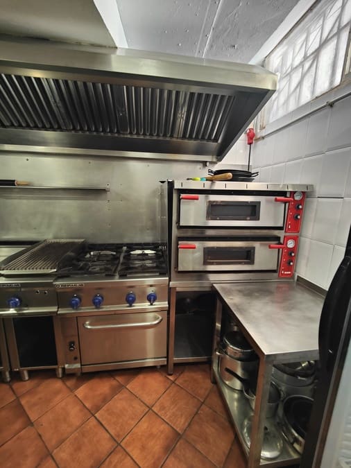 Commercial for sale in Playa del Ingles - € 130,000 (Ref: 10001019)