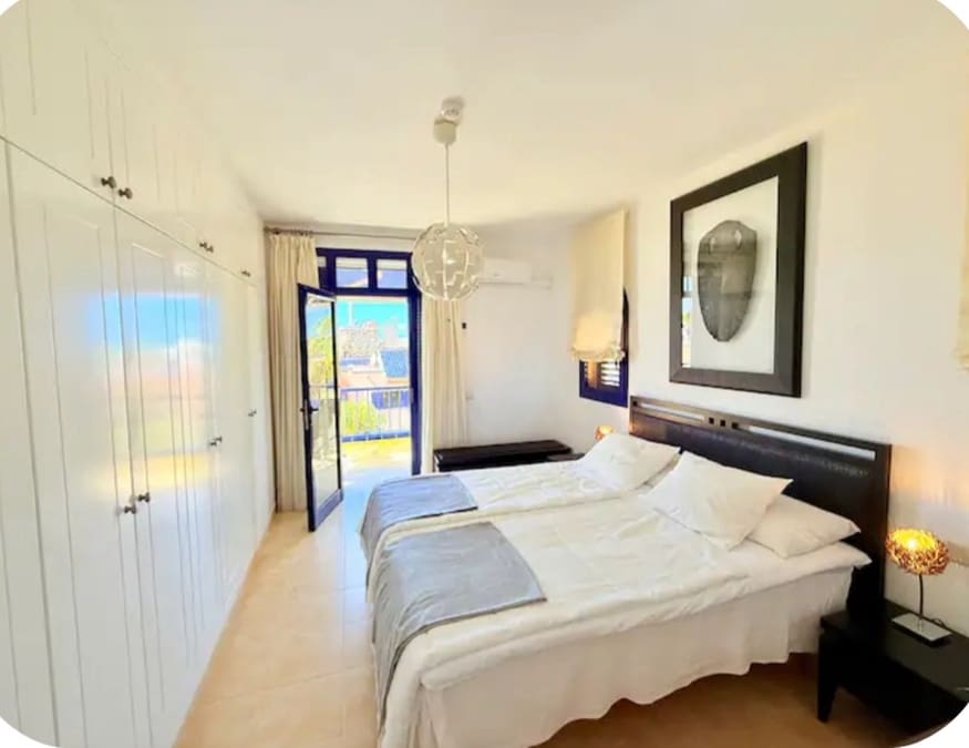 4 bedroom Townhouse for sale in Maspalomas with pool - € 750,000 (Ref: 10065533)