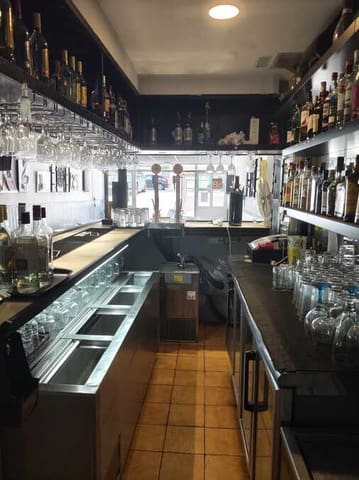 Comercial para venda em Playa del Inglés, San Bartolomé de Tirajana - 50 000 € (Ref: 10088540)