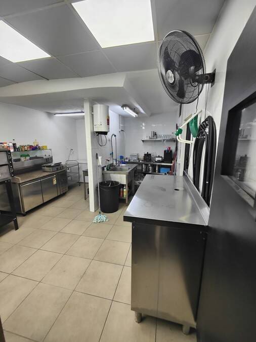 Gewerbe zu verkaufen in Maspalomas mit Garage - 55.000 € (Ref: 10132192)