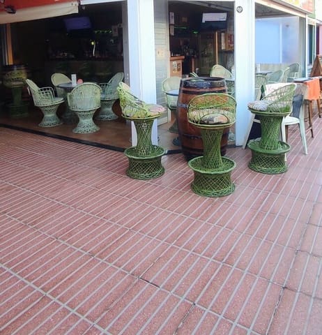 Kommersiell til salgs i Playa del Inglés, San Bartolomé de Tirajana - € 40 000 (Ref: 10181859)
