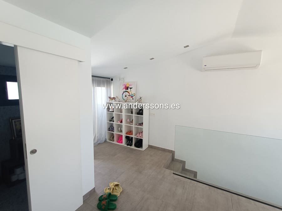 4 quarto Bungalow para venda em Maspalomas com piscina - 690 000 € (Ref: 6783740)