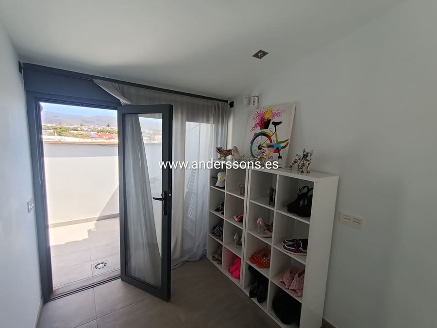 4 quarto Bungalow para venda em Maspalomas com piscina - 690 000 € (Ref: 6783740)