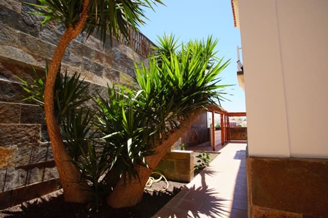 3 quarto Moradia para venda em Arguineguín, Mogán com piscina - 735 000 € (Ref: 7655448)