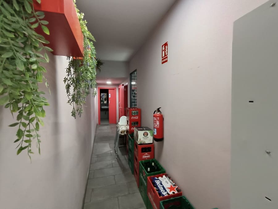 Erhverv til salg i San Fernando - € 155.000 (Ref: 8002655)