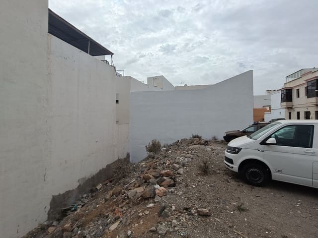 Rakentamaton maa myytävänä paikassa Ingenio - 45 000 € (Ref: 8481202)