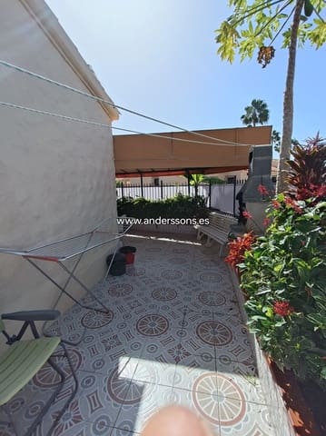 2 bedroom Bungalow for sale in Playa del Inglés, San Bartolomé de Tirajana with pool - € 515,000 (Ref: 8635047)