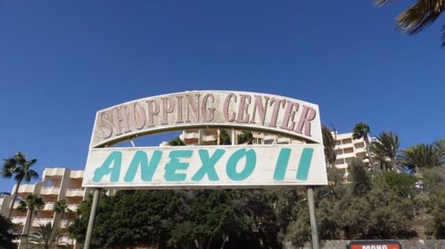 Erhverv til salg i Playa del Inglés, San Bartolomé de Tirajana - € 240.000 (Ref: 9032650)