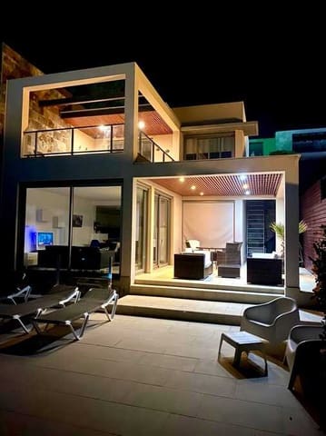 4 quarto Moradia para venda em Salobre Golf, San Bartolomé de Tirajana com piscina - 760 000 € (Ref: 9167146)