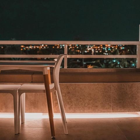 1 bedroom Apartment for sale in Playa del Inglés, San Bartolomé de Tirajana with pool garage - € 320,000 (Ref: 9175884)