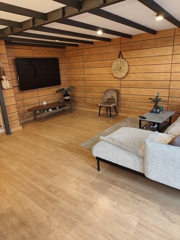 2 bedroom Apartment for sale in Las Palmas de Gran Canaria - € 325,000 (Ref: 9238107)