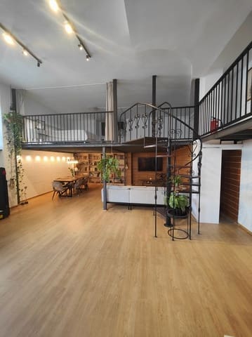 2 bedroom Apartment for sale in Las Palmas de Gran Canaria - € 325,000 (Ref: 9238107)