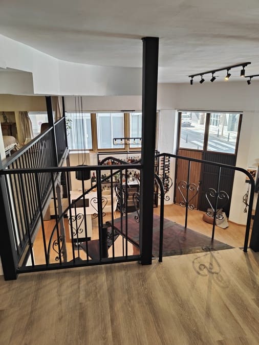 2 bedroom Apartment for sale in Las Palmas de Gran Canaria - € 325,000 (Ref: 9238107)