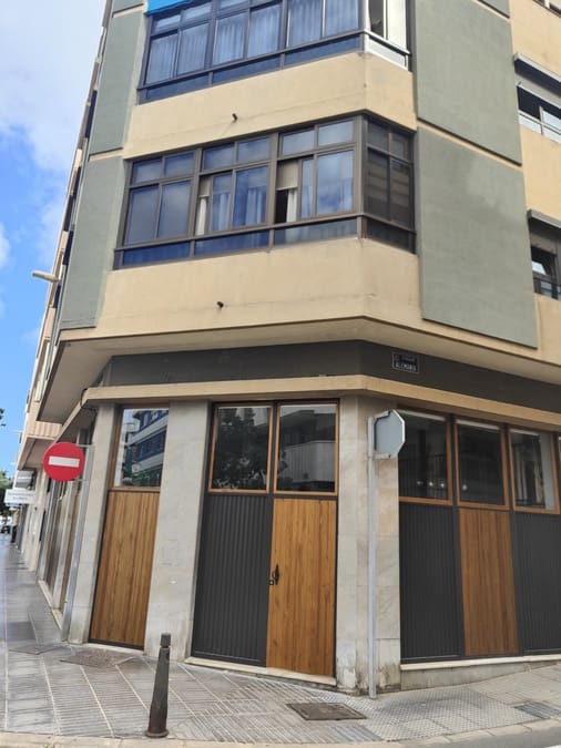 2 bedroom Apartment for sale in Las Palmas de Gran Canaria - € 325,000 (Ref: 9238107)