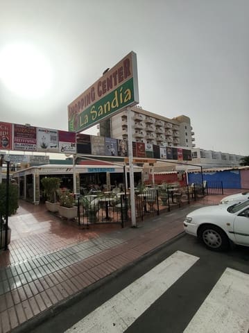 Comercial para venda em Playa del Inglés, San Bartolomé de Tirajana - 480 000 € (Ref: 9638011)