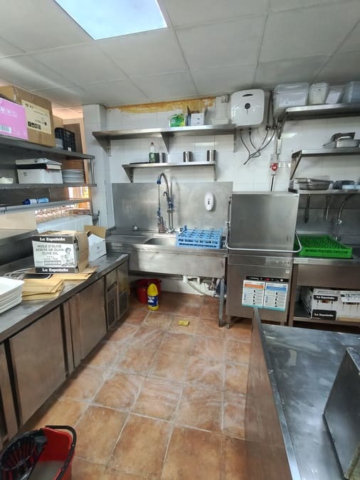 Kommersiell att hyra i Playa del Ingles - 1 975 € (Ref: 9656837)