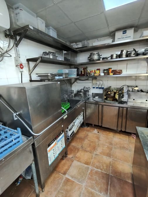 Kommersiell att hyra i Playa del Ingles - 1 975 € (Ref: 9656837)