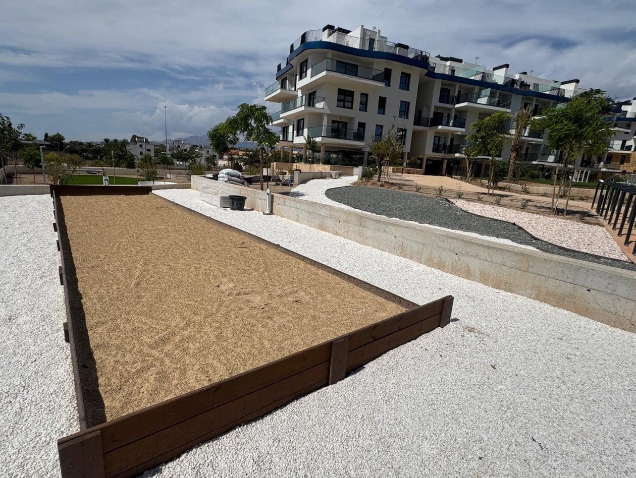 Apartamento de 2 habitaciones en La Villajoyosa / Vila Joiosa en venta con piscina garaje - 445.000 € (Ref: 10091488)