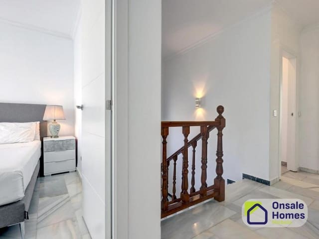 6 Zimmer Villa zu verkaufen in Valdeolletas - Las Cancelas - Xarblanca, Marbella - 1.400.000 € (Ref: 10020014)