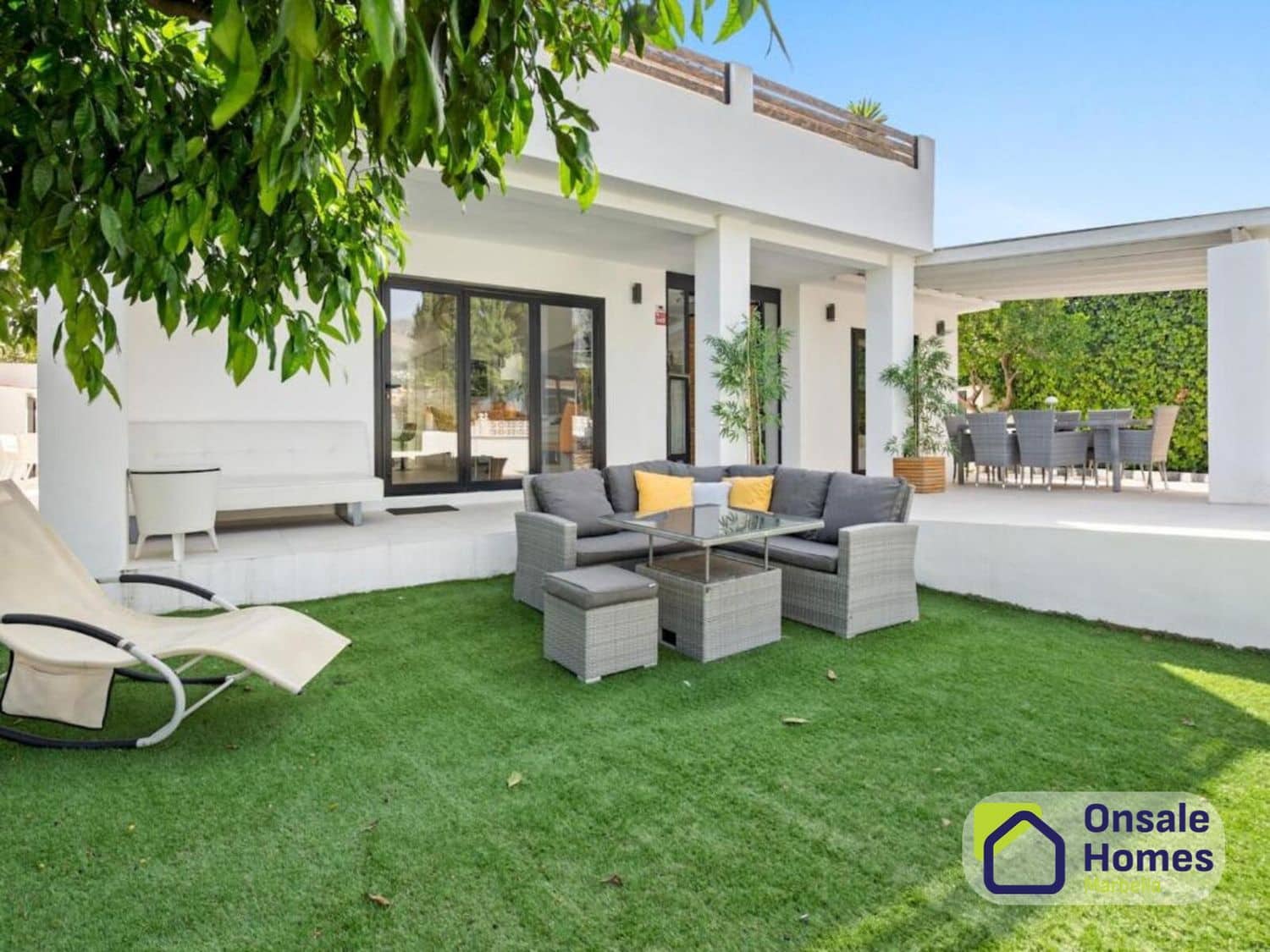6 Zimmer Villa zu verkaufen in Marbella mit Pool Garage - 1.400.000 € (Ref: 10020014)