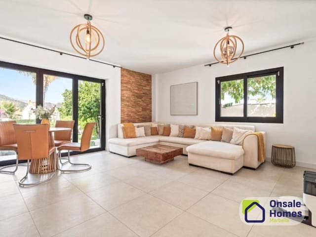 6 Zimmer Villa zu verkaufen in Valdeolletas - Las Cancelas - Xarblanca, Marbella - 1.400.000 € (Ref: 10020014)