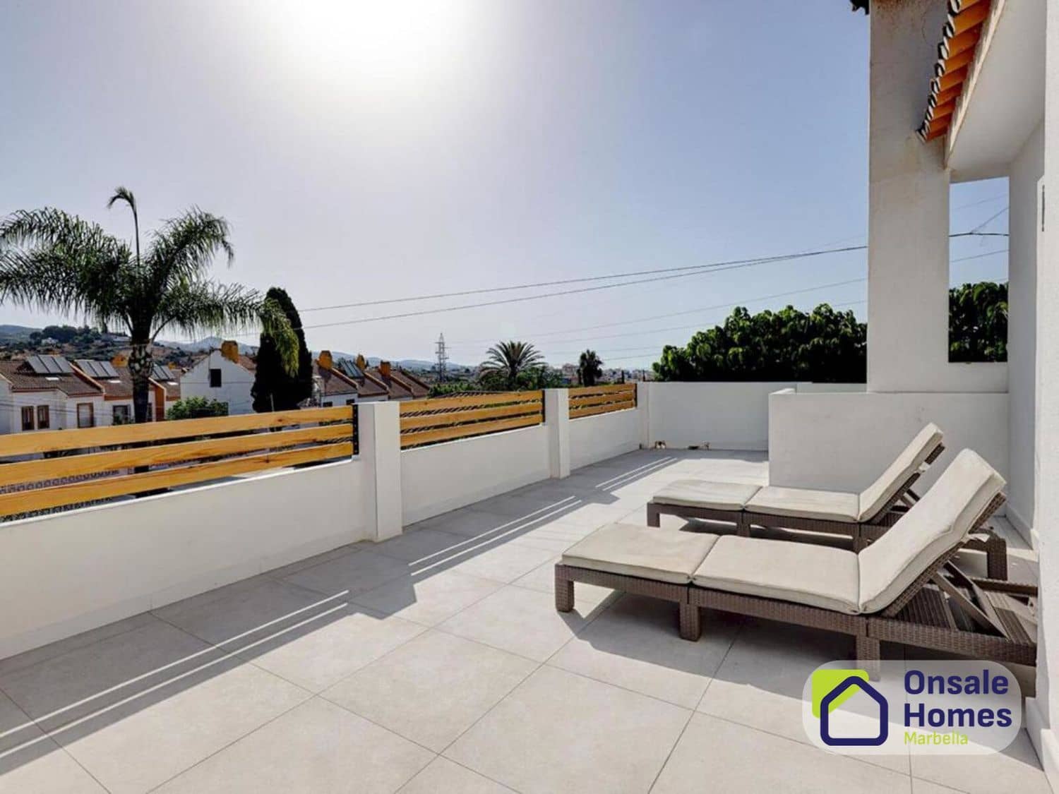 6 Zimmer Villa zu verkaufen in Marbella mit Pool Garage - 1.400.000 € (Ref: 10020014)