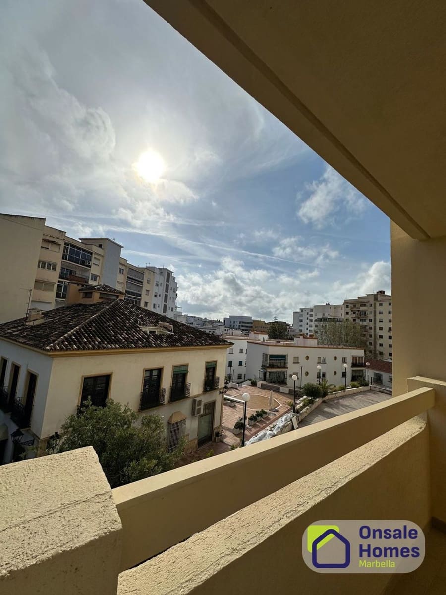3 bedroom Apartment for sale in Marbella with pool garage - € 675,000 (Ref: 10029991)