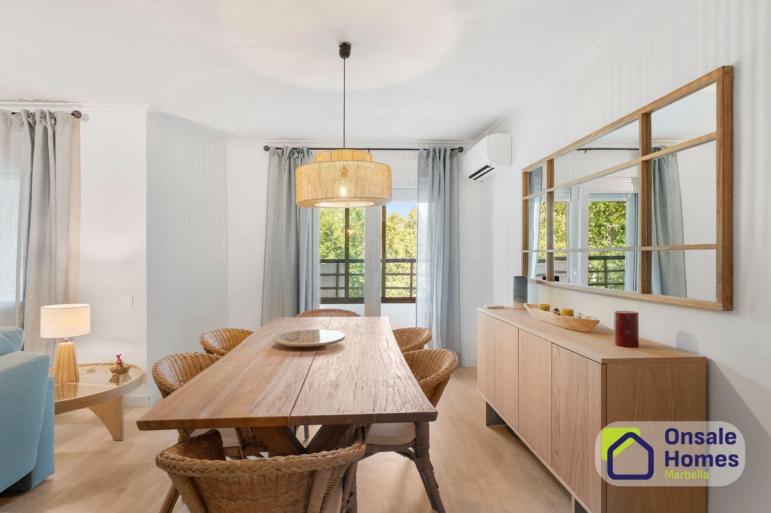 2 quarto Apartamento para arrendar em Marbella com garagem - 2 400 € (Ref: 10031423)